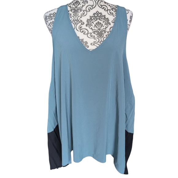 Athleta Pleated Tank Active Athleisure Womens Plus 2X Yoga Casual Swing Green - Picture 2 of 13